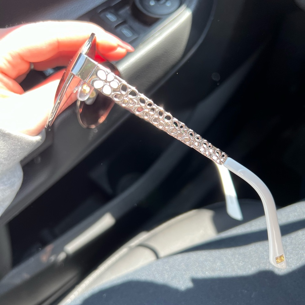 sunglasses - Picture 3 of 3